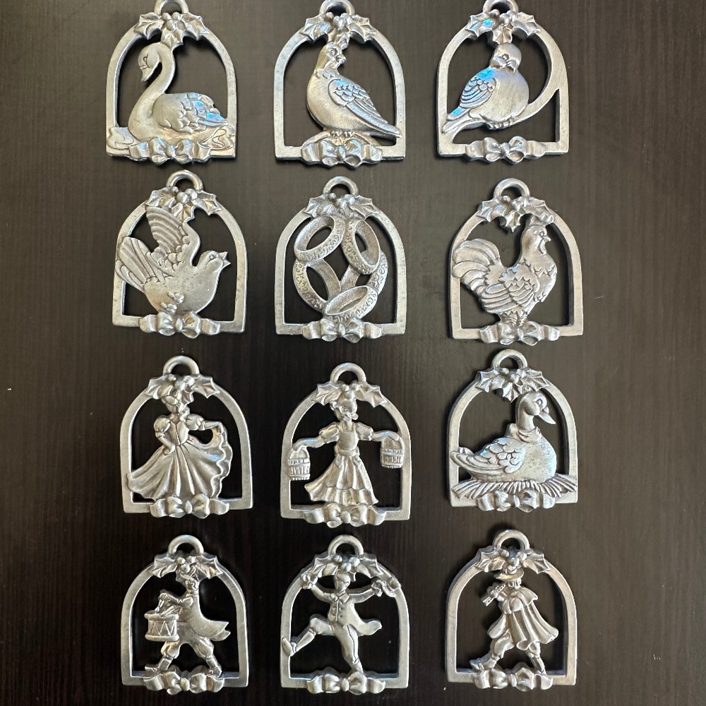 Longaberger 12 Gifts of Christmas Ornaments (2000)